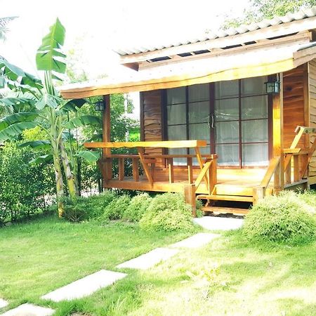 Home No.9 เกาะลันตา ภายนอก รูปภาพ